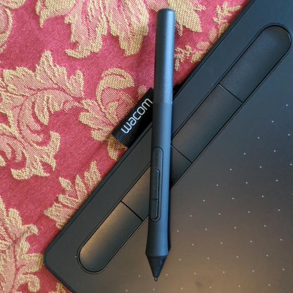 Wacom Intuos tablet - Picture 4 of 6